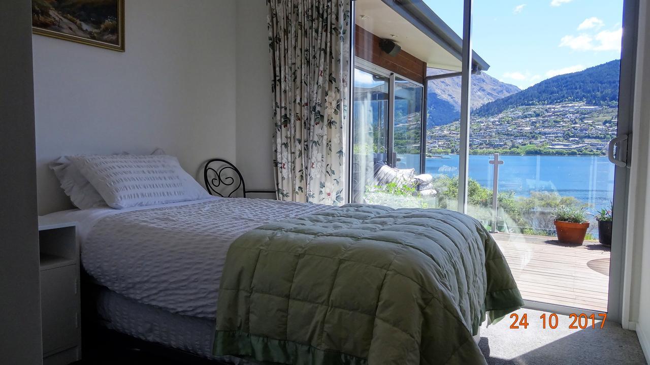 Peninsular Lakefront Queenstown Eksteriør bilde
